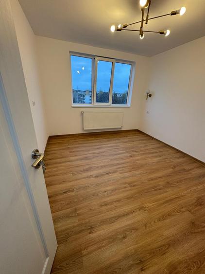 63000 euro, NEGOCIABIL, 2 camere, 50mp, Micro16 - 9