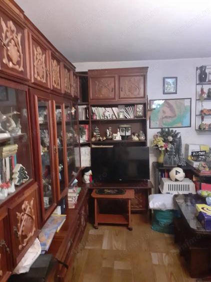 3 cam decomandat 2 bai 3 balcoane etaj 3 zona Mircea cel Batran - 7