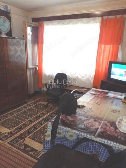 Camera de inchiriat 500 lei negociabil Camera de inchiriat 500 lei negociabil