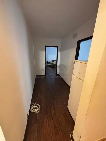 Apartament cu 2 camere în Podul de Fier