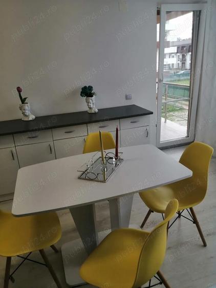 Ofer spre inchiriere apartament cu 3 camere - 1