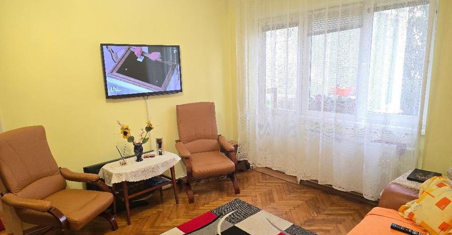 Vand apartament 2 camere in Deva, zona Zamfirescu, et. 2 - 4