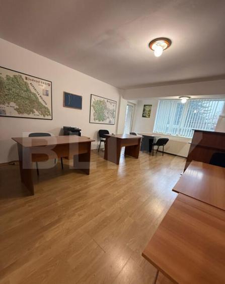 Apartament 3 camere, pretabil spatiu comercial, 85 mp, zona - 4