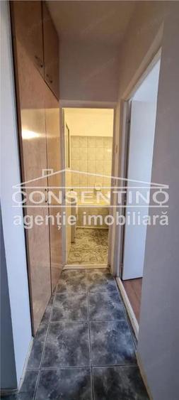 Se vinde gars. conf 1 , decomandata , liber , etj 3 , Centru -Cuza Voda , bloc 1985 - 2