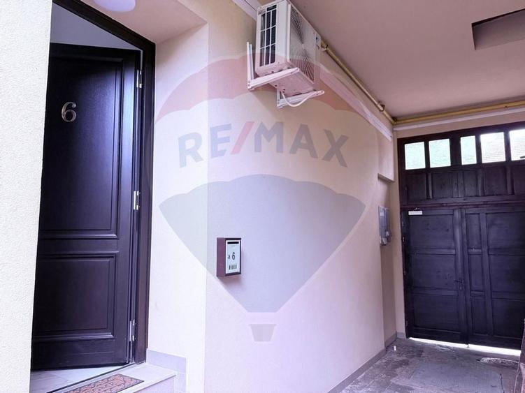 Apartament de închiriat ultracentral - Str Cuza Vodă - 12