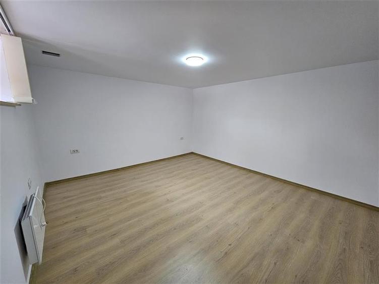 Spatiu birouri zona 13 Decembrie - 18