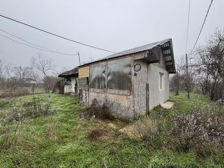 Teren vanzare + constructie / 2499 mp / electricitate+apa - 4