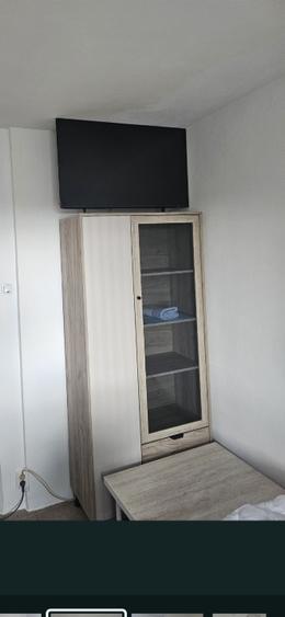 Camera moderna -renovata- Florilor - 7