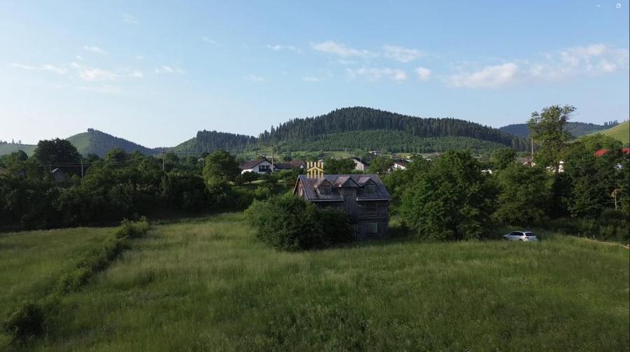 Teren de 10304 mp, în Slatina