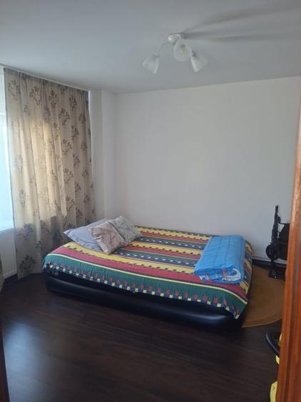Casă individuală cu 4 camere cu Canalizare în Surani