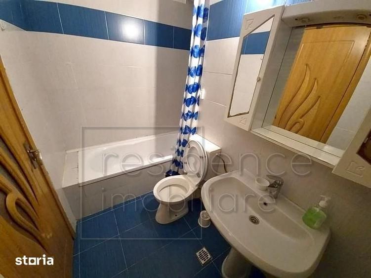 Apartament cu 3 camere semidecomandat în Mărăști