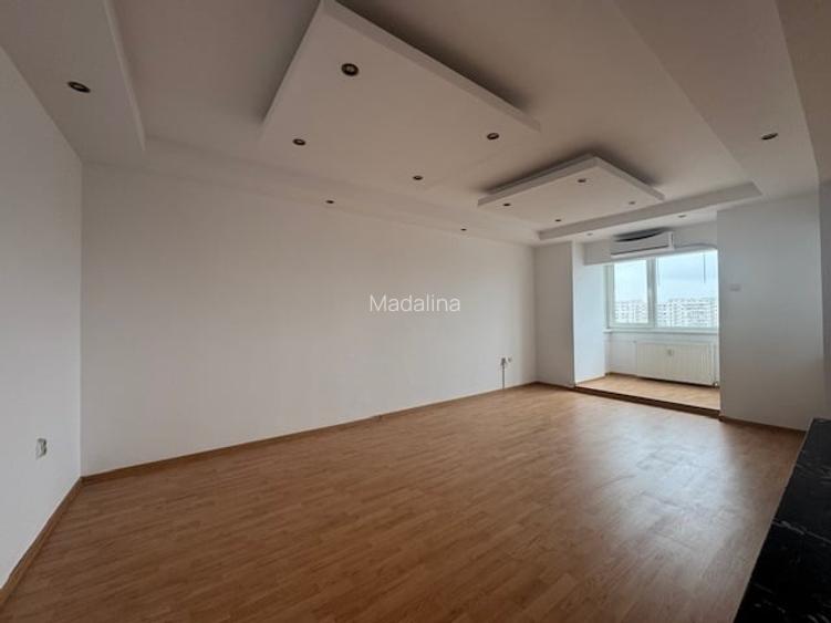 Apartament cu 4 camere decomandat, mobilat în Decebal Apartament cu 4 camere decomandat, mobilat în Decebal