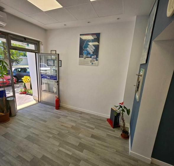 Spatiu Comercial Premium | Parter cu Vitrina Stradala | Piata Muncii - 2