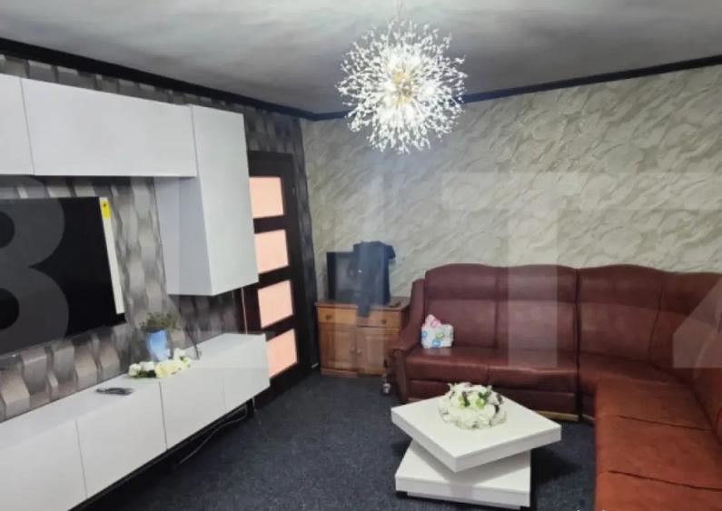 Apartament 3 camere, 73 mp, zona Micro 9 - 4