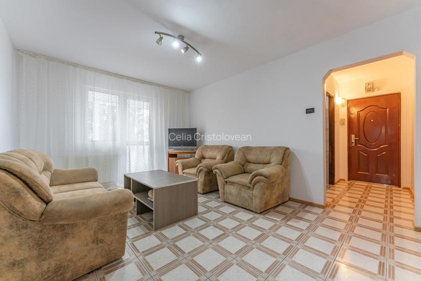 Apartament primitor si cu mult potential