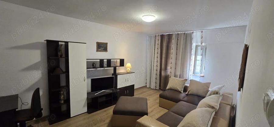 Chirie 2 camere confectii 350 Euro - 1