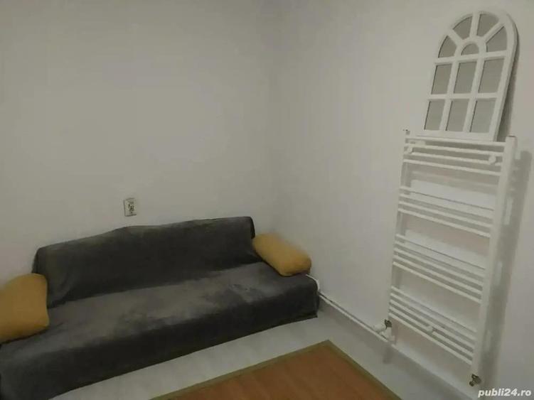 Dau in chirie casa 3 camere Episcopia - 3