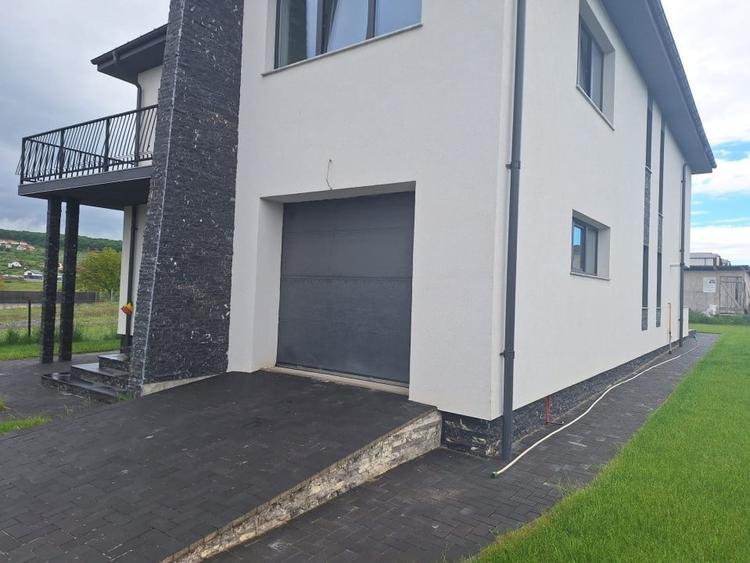 Casa deosebită, Chinteni, 716mp teren, 230mp utili - 2