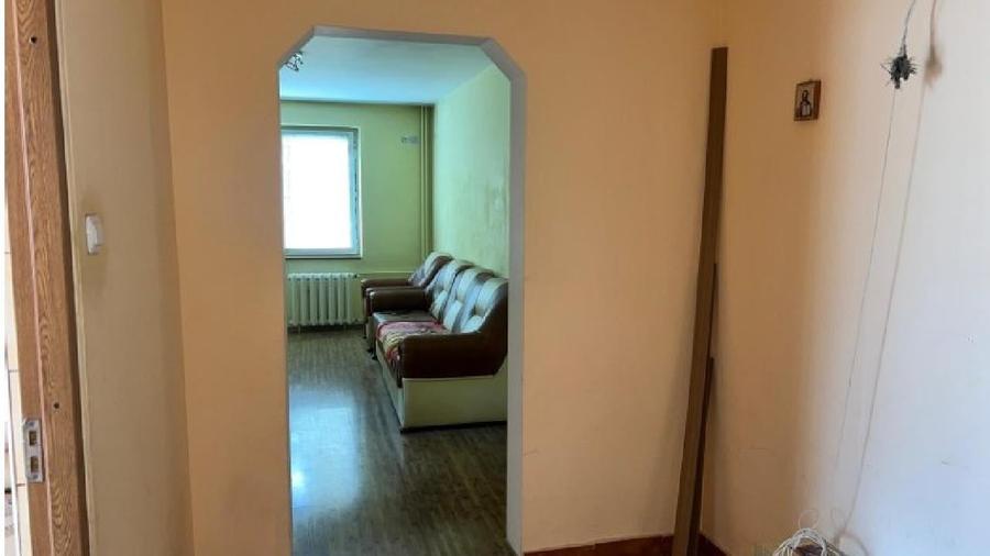 Str. Modoran Ene - Rahova, Apartament cu 3 camere - 73 mp - etaj 6/8 - 5