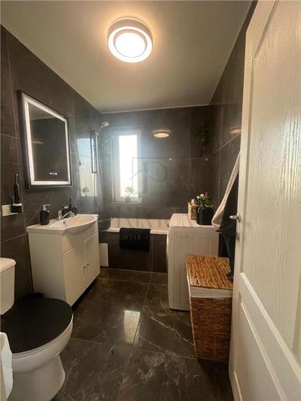 GIROC - 3 CAM - LOC PARCARE - INCALZIRE PARDOASEALA - UTILAT/MOBILAT MODERN - 8