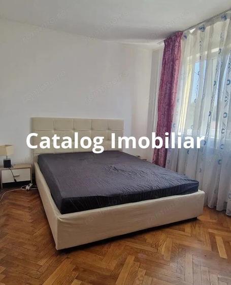 Vanzare apartament 3 camere, etaj 1, zona Policlinica Grigorescu - 2