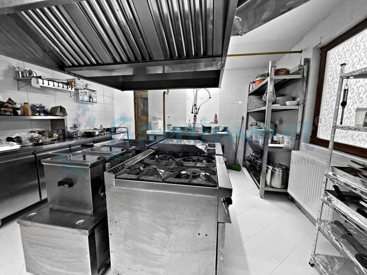 Cabana turistica cu restaurant si 9 camere, partia Vartop, Arieseni - 5