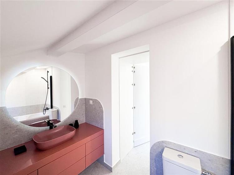 Apartament de inchiriat 5 camere Charles de Gaulle - 40