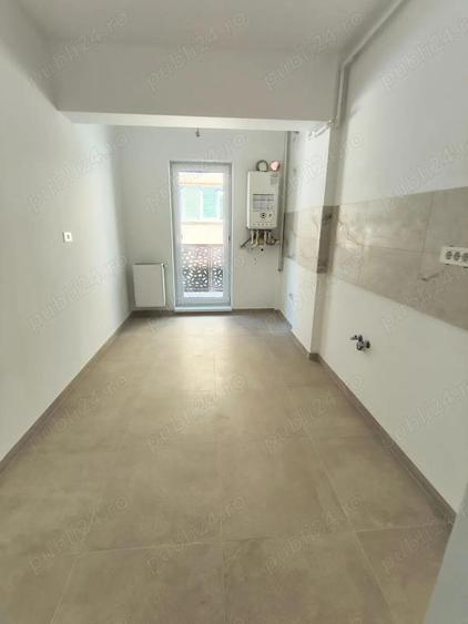 2 cam dec Metrou Aparatorii Patriei STB la 3 min, Piata Sudului la 4 statii Apartament 2 camere dec - 4