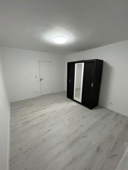 Apartament de vanzare - 3