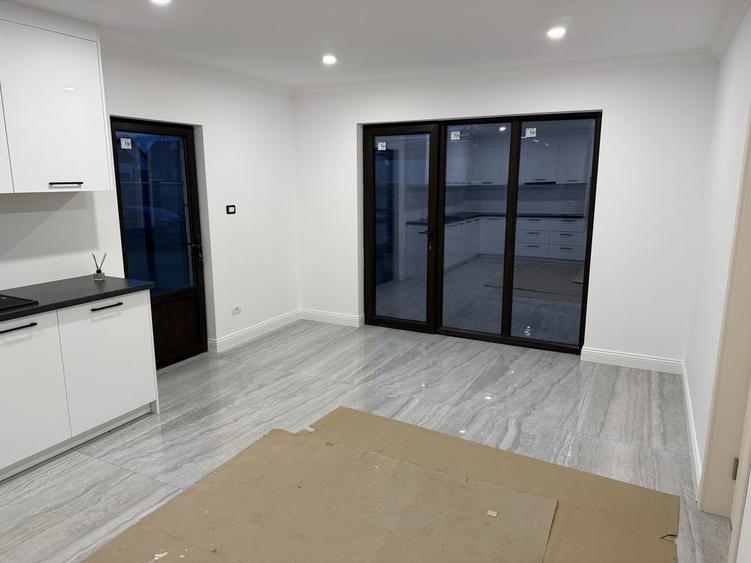 Casa de vanzare teren apartament vila - 1