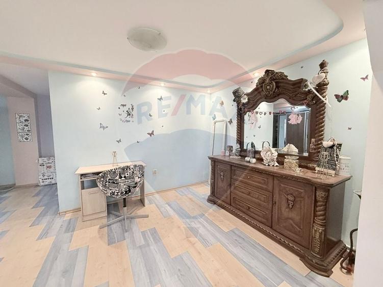 Apartament de vânzare | 2 camere | Zona Păcii - 12