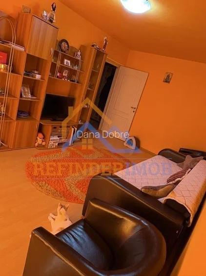 Apartament 3 camere zona Margeanului Apartament 3 camere zona Margeanului