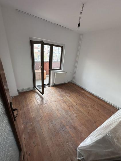 Apartament 3 Camere Zona Soarelui - 8