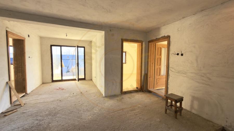 Casa generoasa cu teren de 1186 mp intravilan-Retevoiesti -Pietrosani-Arges! - 9