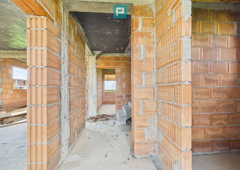 Casa la ro?u, teren 600 mp, in Sacalaz - 2