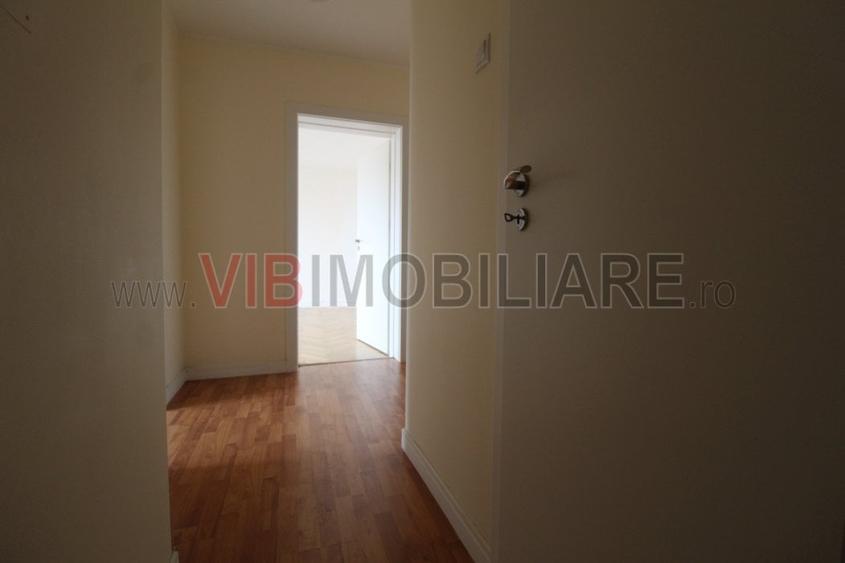 Piata Alba Iulia - Rond Alba Iulia - Banca Transilvania -studio renovat - 6