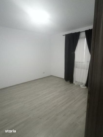 Inchiriez apartament 2 cam - 6
