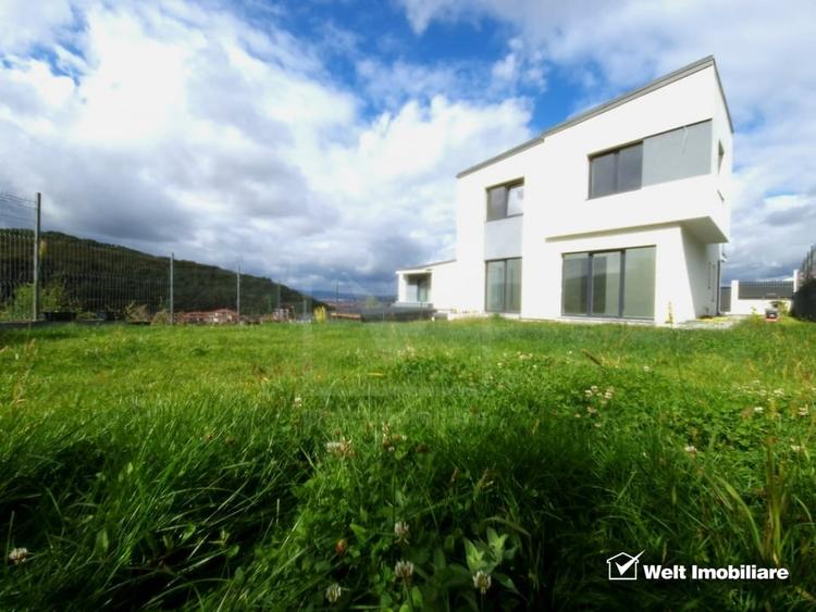Casa individuala ultrafinisata, zona Vivo, Floresti - 1