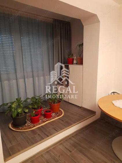 Apartament 3 camere in zona Micro 7( la intersectie cu str. Pinilor) - 4
