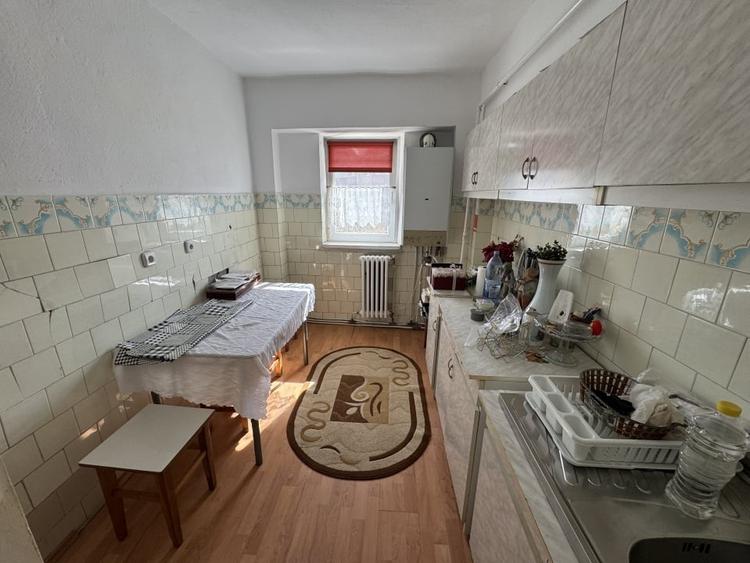 Apartament 3 camere, 2 băi , etaj 3/6- zonă excelentă Andrei Mureșanu - 1