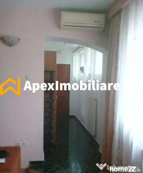 Apartament cu 2 camere semidecomandat în Cișmigiu