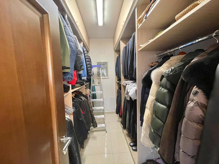 Casa - Damaroaia, Heerastrau, Expozitiei - 34