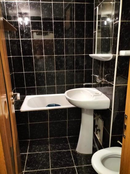 Inchiriez garsoniera - 4