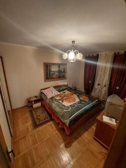Apartament 3 camere /PARTER/Focsani/72 mp/SCOALA 10 - 5