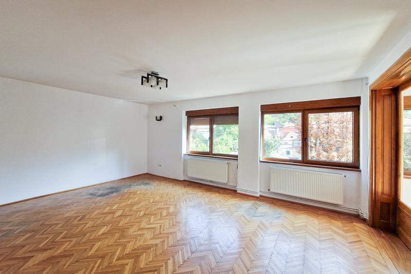 Ultracentral, vila 7 cam, zona Maternitate, 4 parcari, gradina, comision 0% - 9