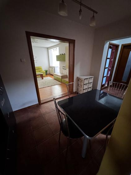 Inchiriez ap 2 cam tip C ,str.Sovata(zona decebal) - 5