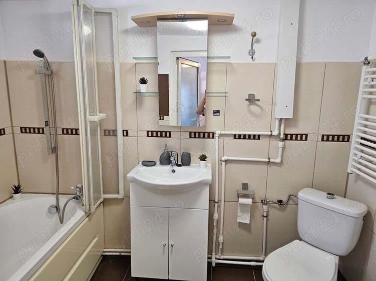 Garsoniera la curte la 10 minute de statia de metrou aparatorii partiei pentru o singura persoana ne - 5