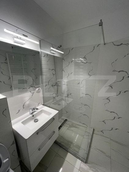 Apartament cu 3 camere, 100 mp, zona cartier 1Mai - 10