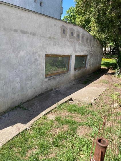 vanzare imobil in Husi langa politie si laboratorul de analize medicale Biolog-Test, suprafata utila 200 mp si teren cu acces prin parc si prin spate - 5