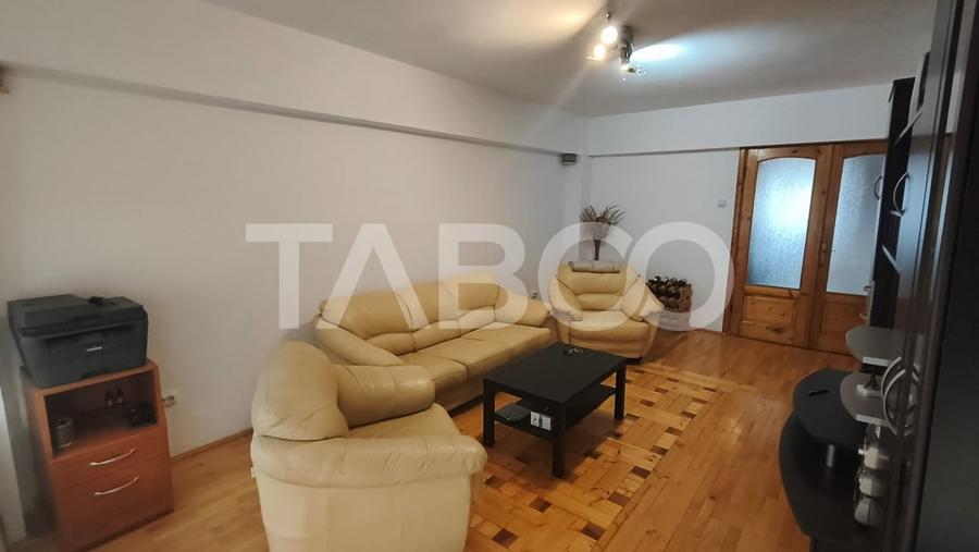 Apartament cu 3 camere garaj si pivnita de vanzare in Sebes - 13